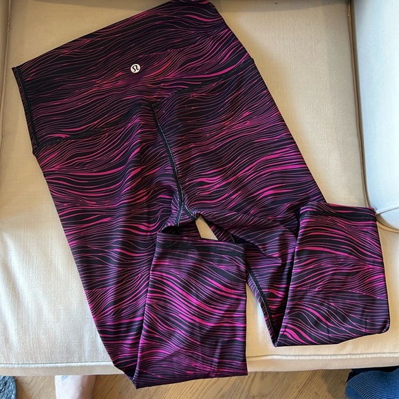 LULU crop legging yoga material - Picture 1 of 4